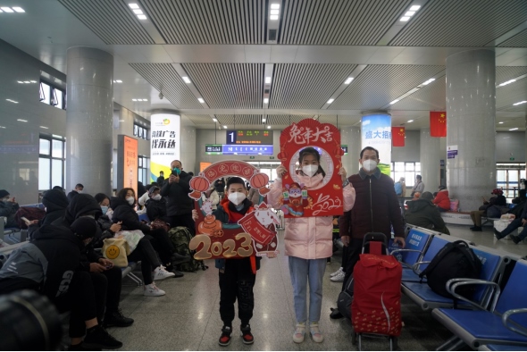 1673077455200269.png 回家!草原鐵路2023年春運(yùn)大幕開(kāi)啟....768.png