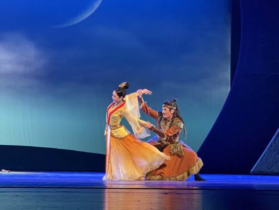 1734014450108620.jpg 舞.jpg