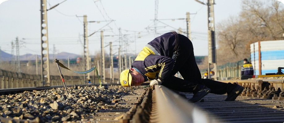 1738912549100991.jpg 鐵路.jpg