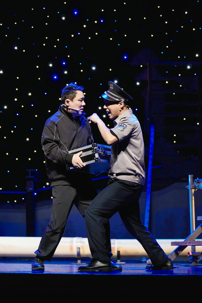 1772460808117175.jpg 221052_945.jpg