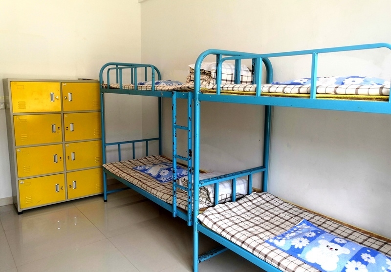 學生住宿午休的宿舍。人民網(wǎng)記者 孫博洋攝