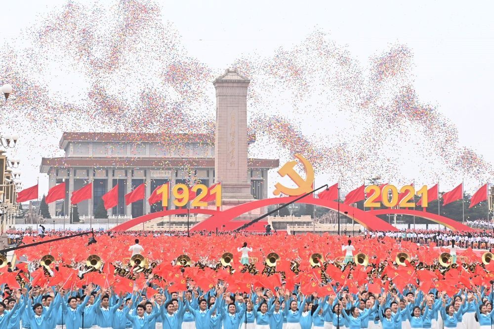 2021年7月1日上午，慶祝中國共產黨成立100周年大會在北京天安門廣場隆重舉行。這是慶祝大會現場放飛氣球。新華社記者 李尕 攝