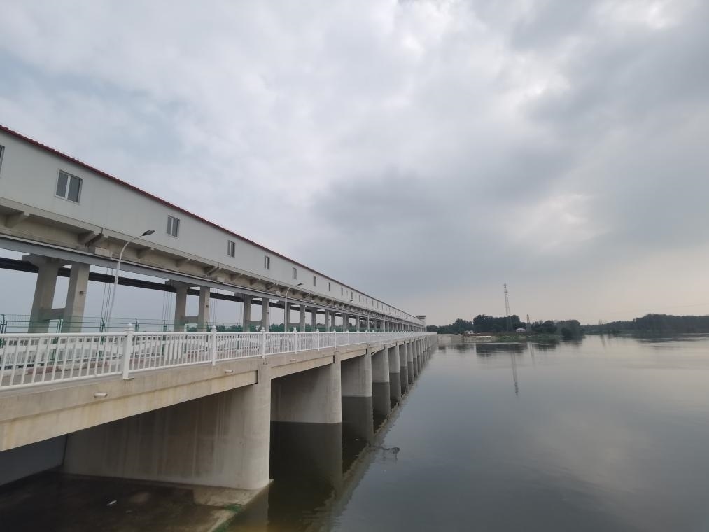 圖為獨(dú)流減河進(jìn)洪南閘。新華社記者 劉惟真 攝