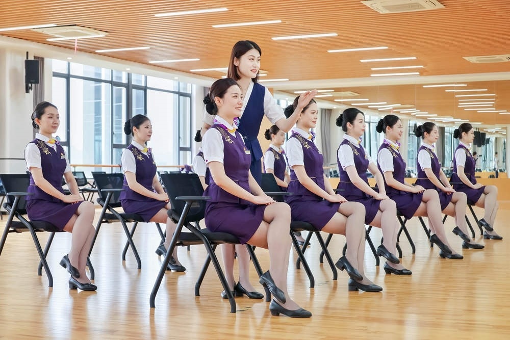 形象儀態(tài)塑造。