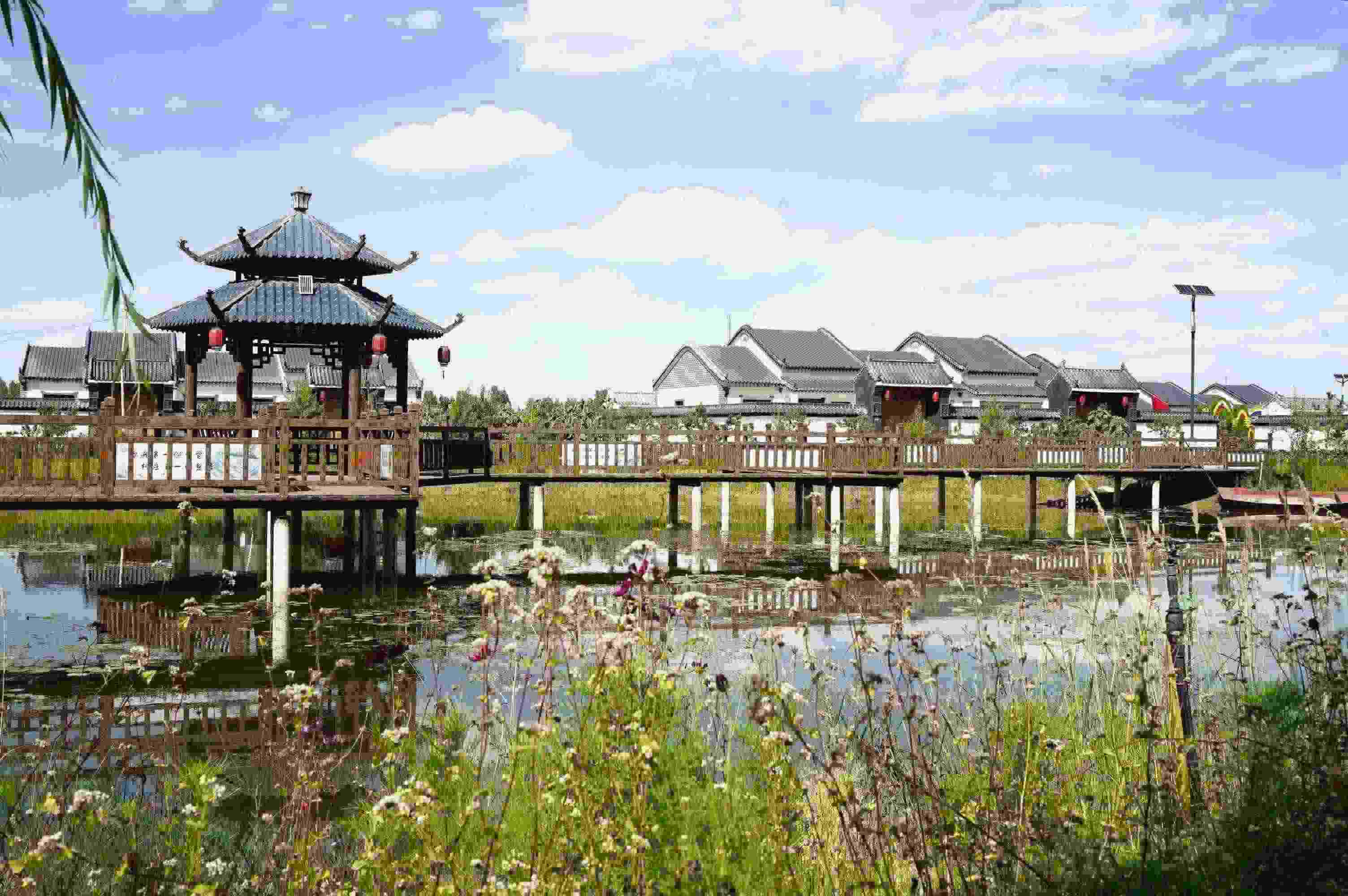 黃家堡村，筑夢(mèng)新居。張文博攝