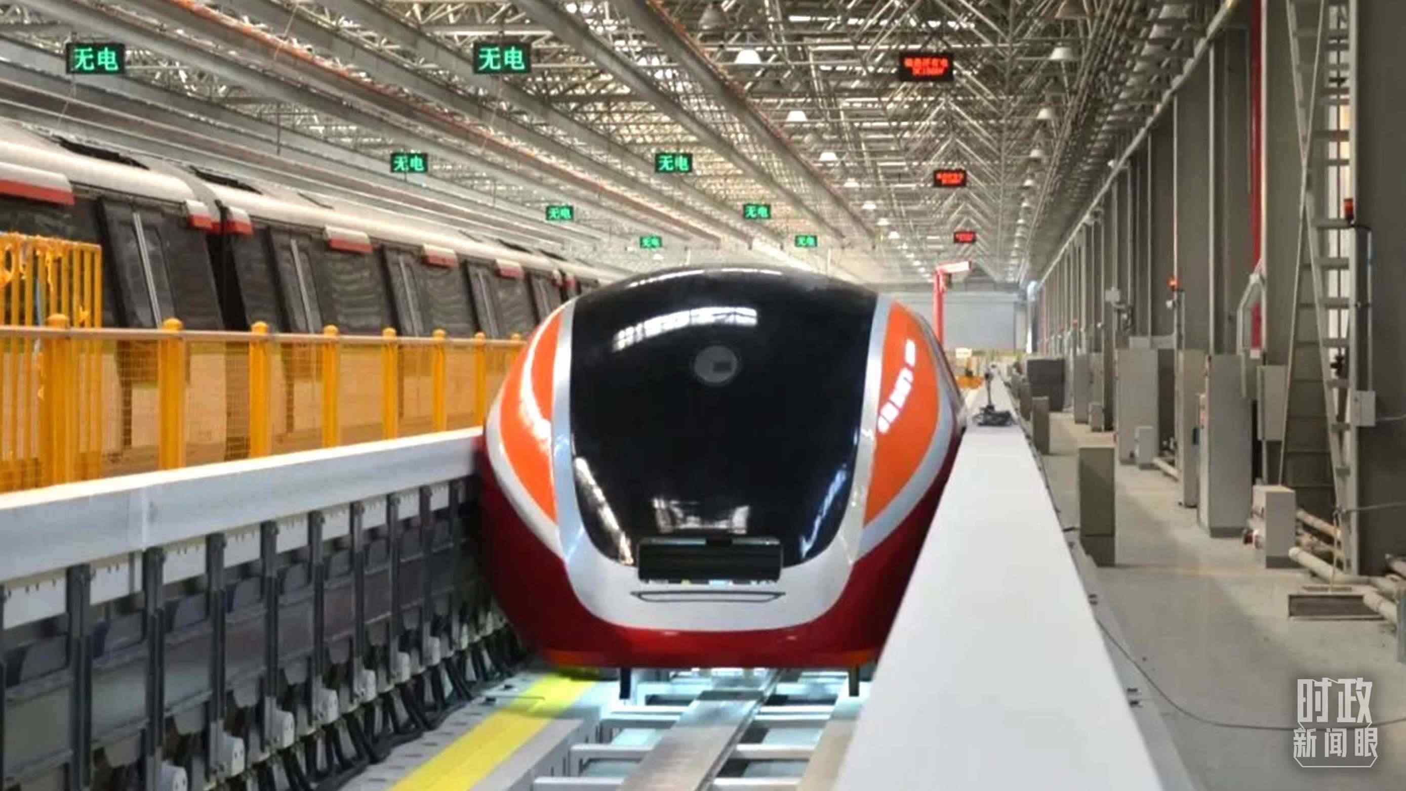 △3月31日，由中國中車自主研制的國內(nèi)首套高溫超導(dǎo)電動懸浮全要素試驗(yàn)系統(tǒng)完成首次懸浮運(yùn)行。（圖/中車齊齊哈爾車輛有限公司）