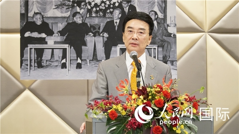 在日中國企業(yè)協(xié)會(huì)會(huì)長王家馴致祝酒詞。人民網(wǎng) 蔣曉辰攝