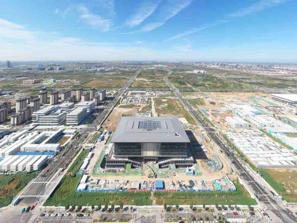 這是雄安新區(qū)大學園圖書館（2023年10月1日攝，無人機照片）。新華社記者 朱旭東 攝