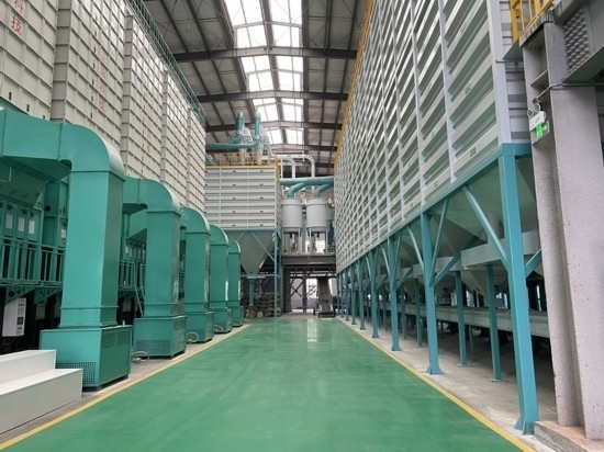 長(zhǎng)康集團(tuán)全自動(dòng)化的車間。劉俊慧攝