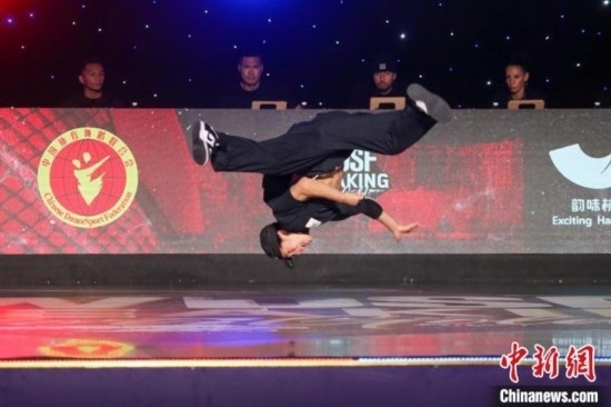 今年7月，首屆亞洲霹靂舞錦標(biāo)賽在拱墅運(yùn)河體育公園體育館舉行。郭天奇 攝