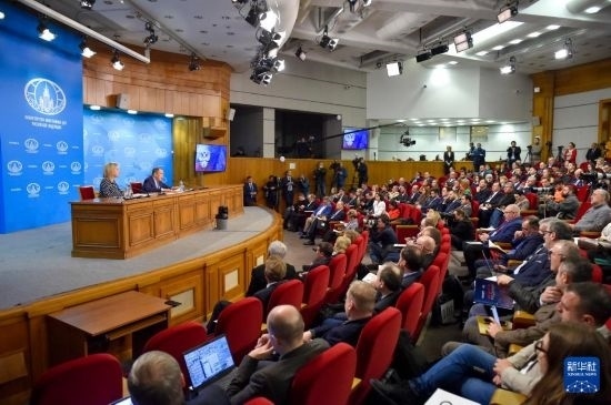 1月18日，在俄羅斯首都莫斯科，俄羅斯外長拉夫羅夫回答記者提問。新華社發(fā)（亞歷山大攝）