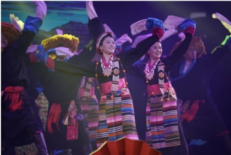 圖為2024“歡樂春節(jié)”中泰互致新春賀辭活動現(xiàn)場。 中國駐泰國大使館文化處供圖