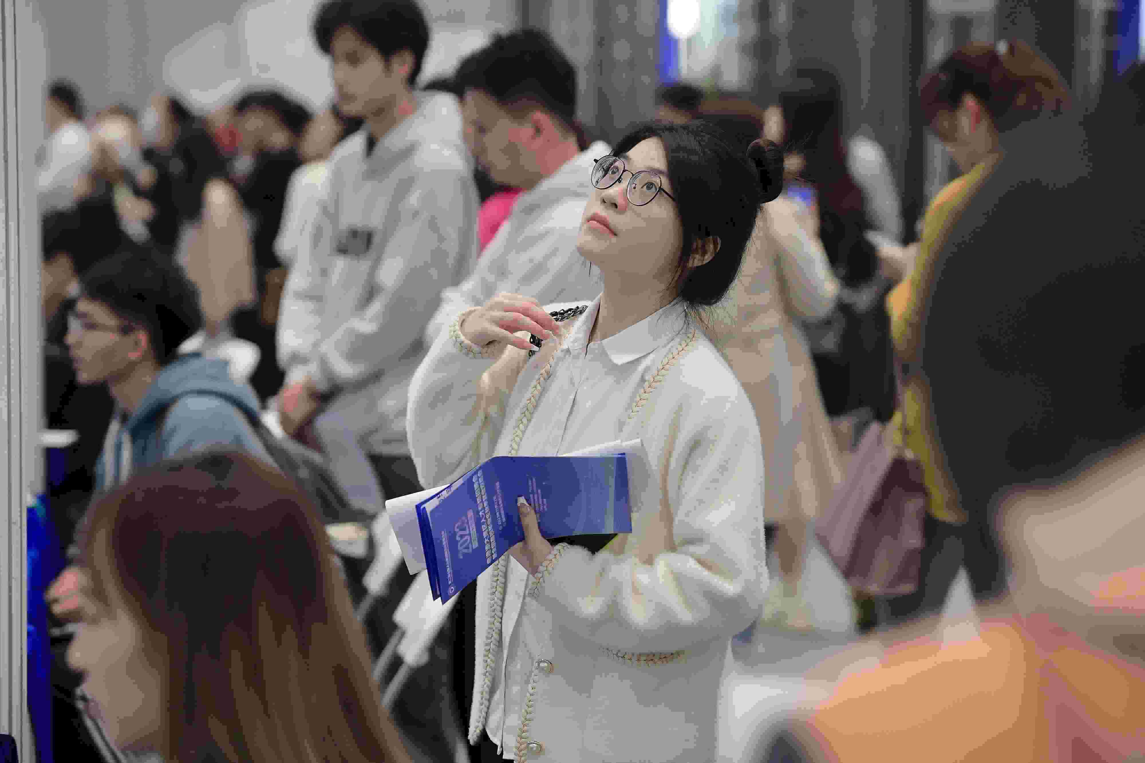  2023年11月22日，2023年粵港澳大灣區(qū)人才專場招聘會暨第27屆全國高校畢業(yè)生秋季就業(yè)雙選會在深圳國際會展中心舉辦。