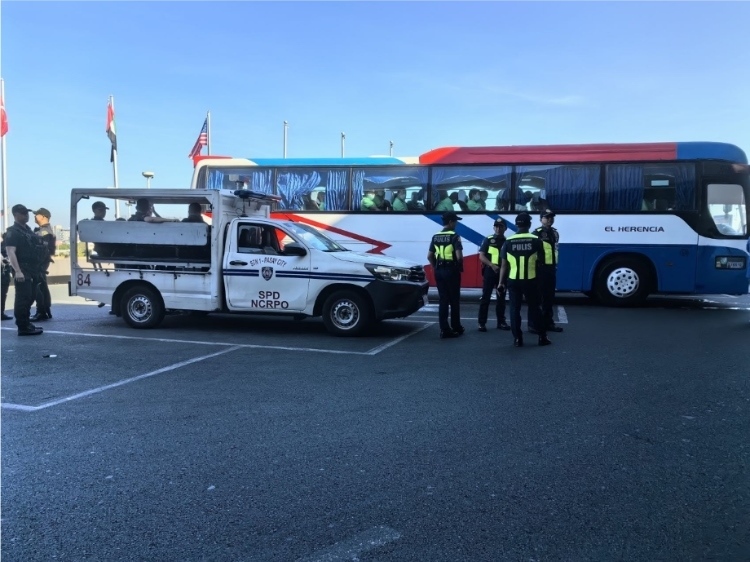 菲反有組織犯罪委員會等部門組織多次聯合突擊執(zhí)法。駐菲律賓使館供圖