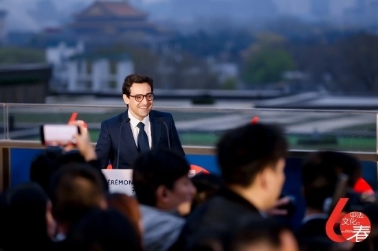 4月1日，法國外長塞茹爾內(nèi)出席第18屆“中法文化之春”藝術(shù)節(jié)開幕式。圖片來源：法國駐華大使館