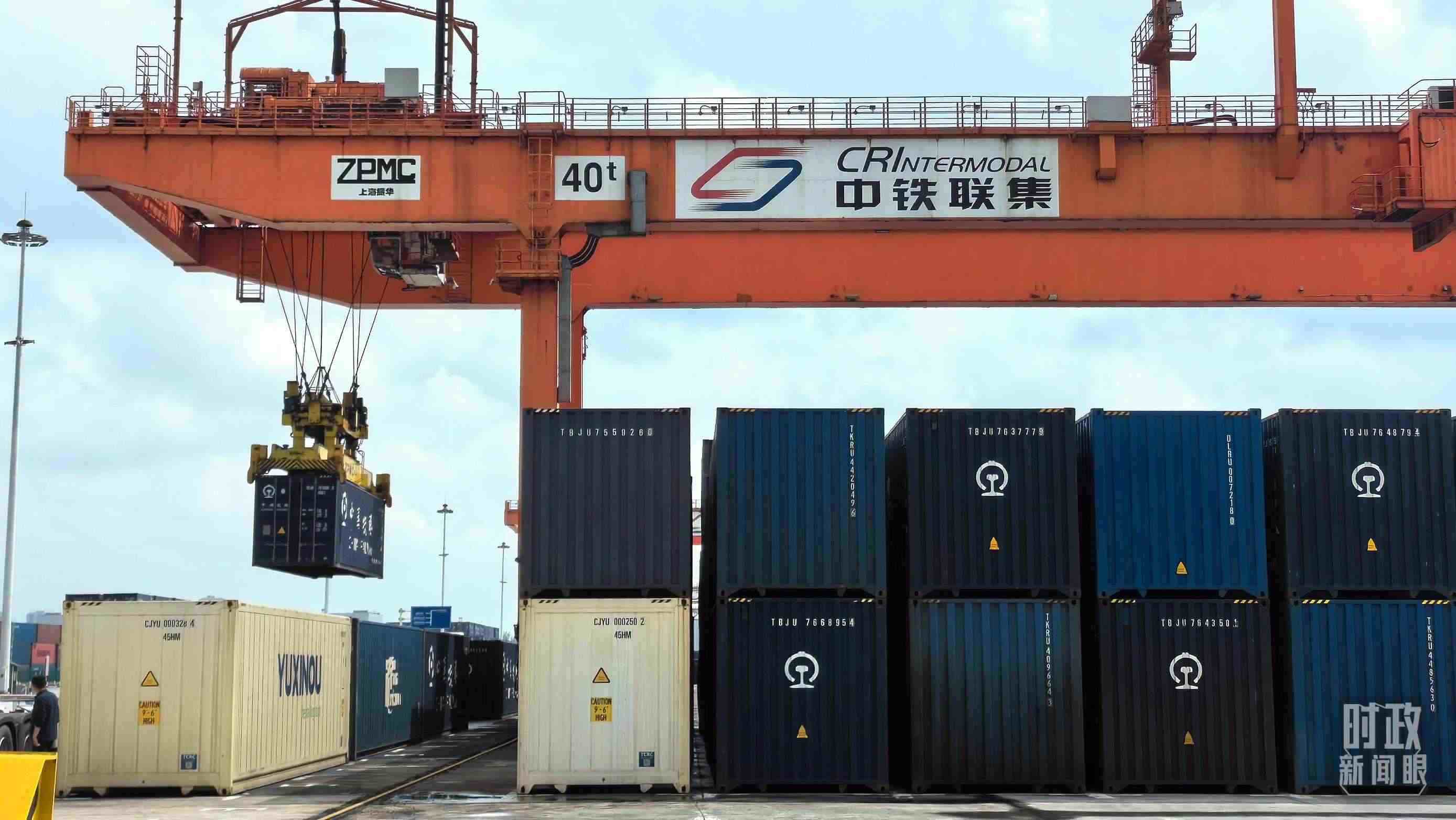 △重慶國際物流樞紐園區(qū)。（總臺央視記者趙化拍攝）