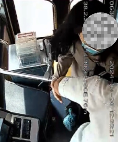 公交車上他一聲大吼！魏杰，好樣的！