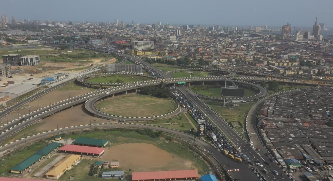 新修復的尼日利亞拉各斯三號橋鳥瞰圖。中國土木尼日利亞有限公司供圖