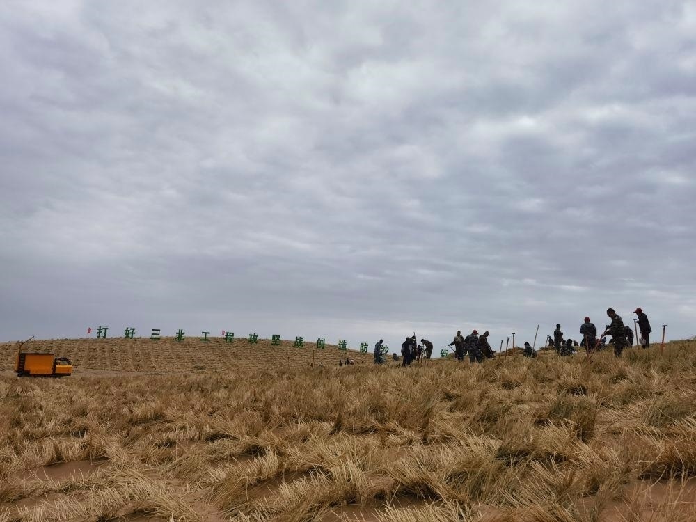 △2023年9月23日，河西走廊—塔克拉瑪干沙漠邊緣阻擊戰(zhàn)在甘肅武威市民勤縣正式啟動。