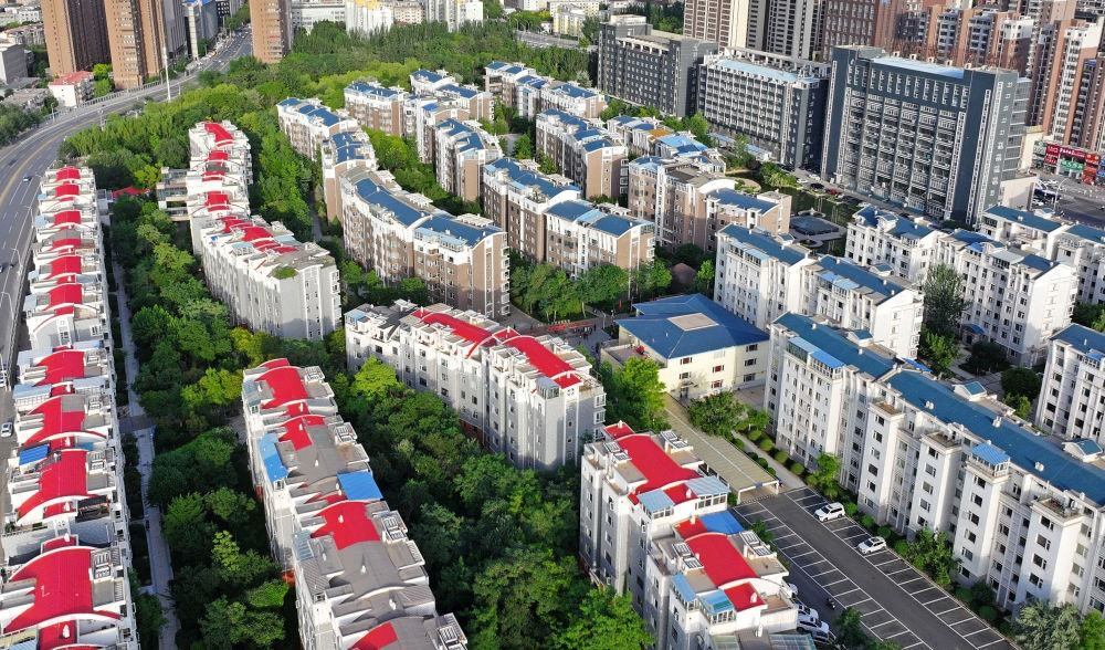 6月19日拍攝的長(zhǎng)城花園社區(qū)（無(wú)人機(jī)照片）。