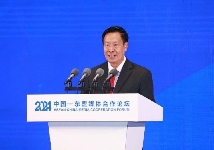 坡西·喬馬尼馮致辭。中國外文局供圖