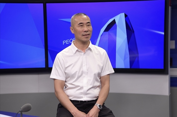 福建省晉江市工商聯(lián)黨組成員王建回。人民網(wǎng)記者 王曉嘯攝