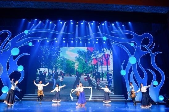 第十屆“歡動(dòng)北京”開幕，12國(guó)青少年向未來問好