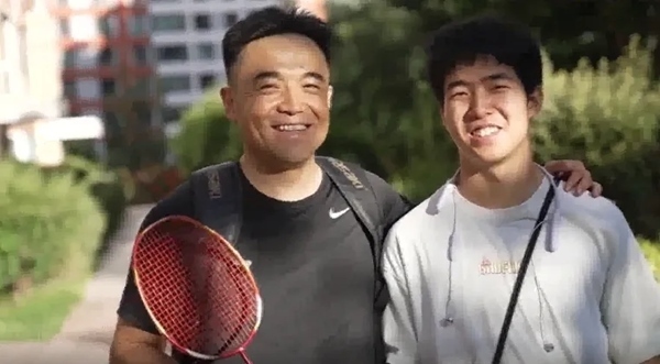 劉建波、劉傲寒父子。北航供圖