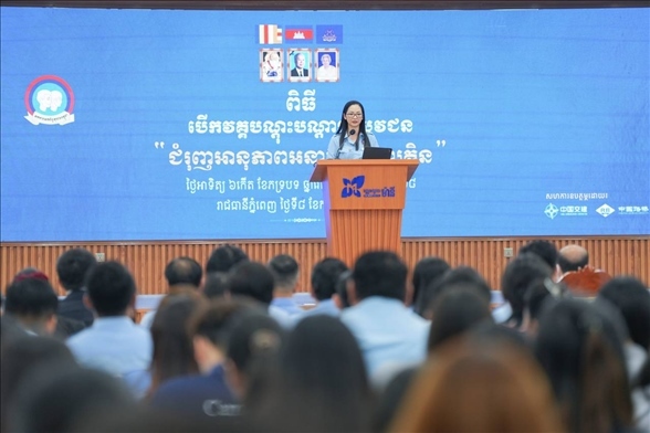 占尼莫在開幕式致辭。活動主辦方供圖