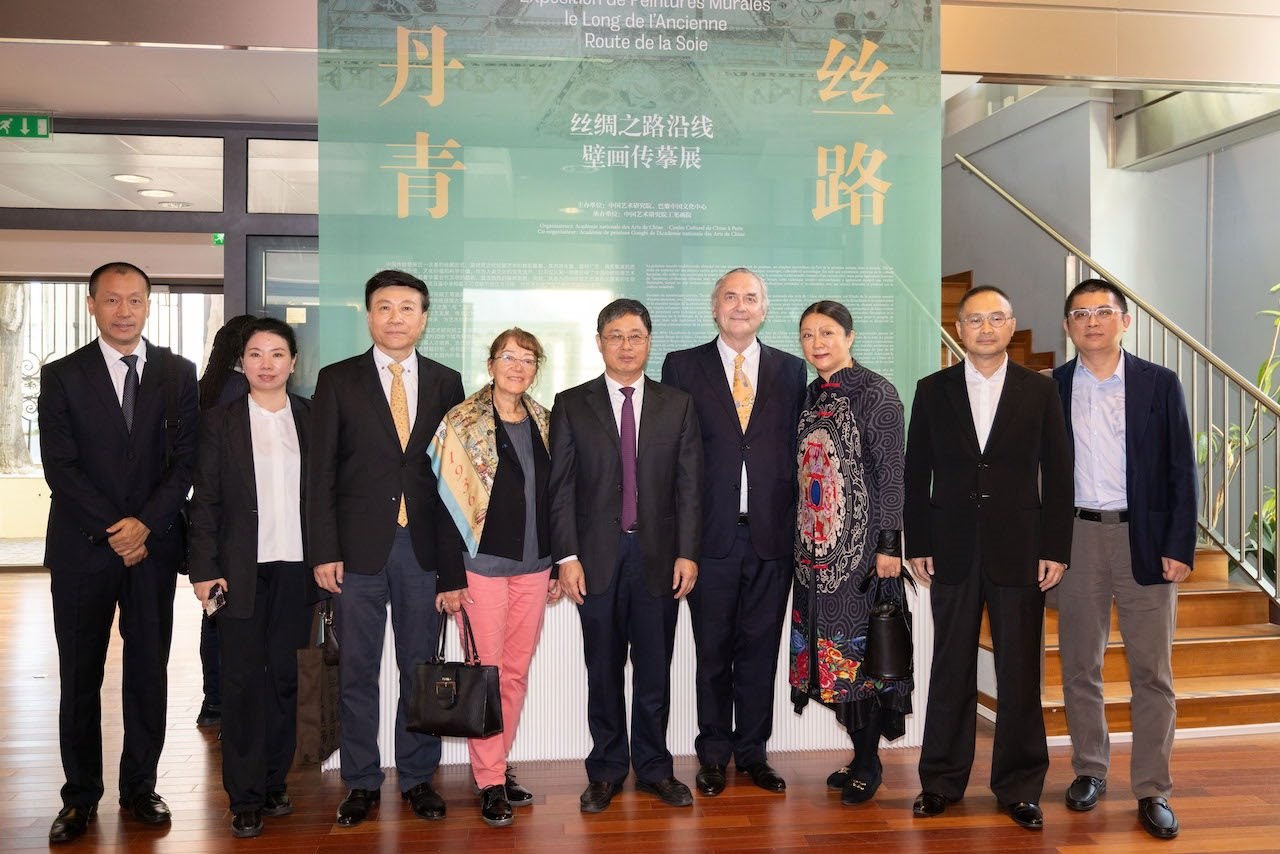 “絲路丹青——絲綢之路沿線(xiàn)壁畫(huà)傳摹展”在巴黎中國(guó)文化中心隆重開(kāi)幕。中國(guó)藝術(shù)研究院供圖