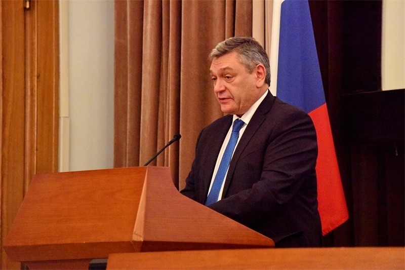 俄羅斯外交部副部長(zhǎng)魯?shù)强浦罗o。主辦方供圖