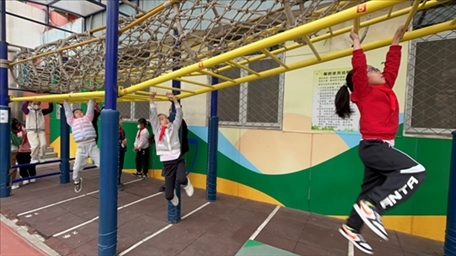 孩子從。校方供圖