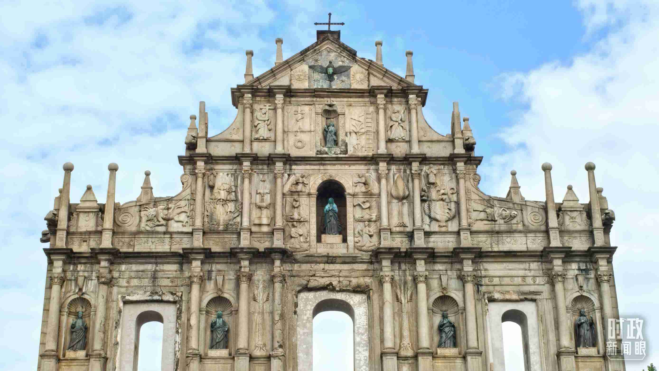 △澳門大三巴牌坊。（總臺央視記者張垚拍攝）