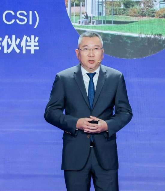 12月6日，法國達索系統(tǒng)公司全球執(zhí)行副總裁許善淞在深圳全球招商大會上。新華社發(fā)