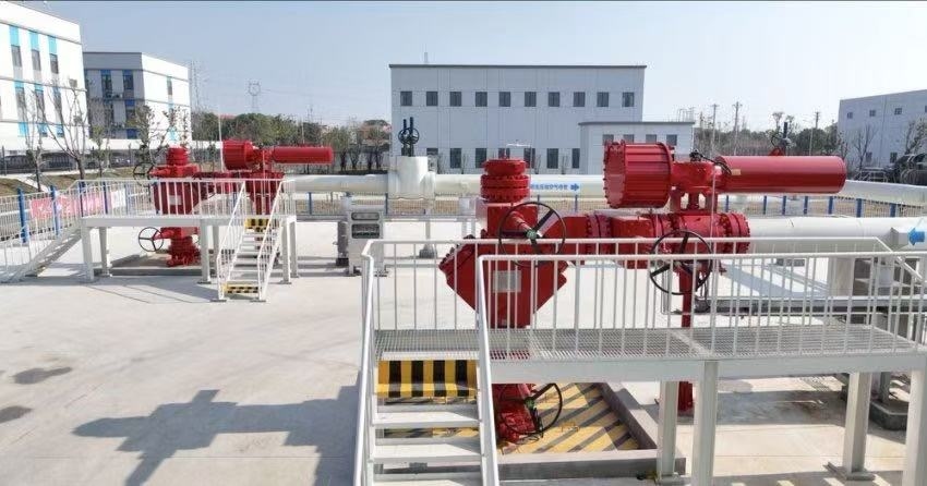 300兆瓦壓氣儲(chǔ)能示范工程鹽穴儲(chǔ)氣庫(kù)井場(chǎng)。受訪者供圖