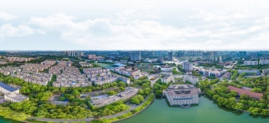 成都理工大學(xué)全景航拍圖。成都理工大學(xué)供圖