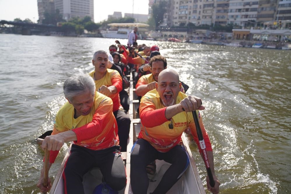 活動(dòng)現(xiàn)場(chǎng)龍舟競(jìng)技，共慶春節(jié)。開(kāi)羅中國(guó)文化中心供圖