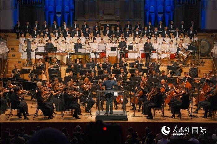 奧克蘭市政廳《空海》交響曲演出現(xiàn)場。張波若攝