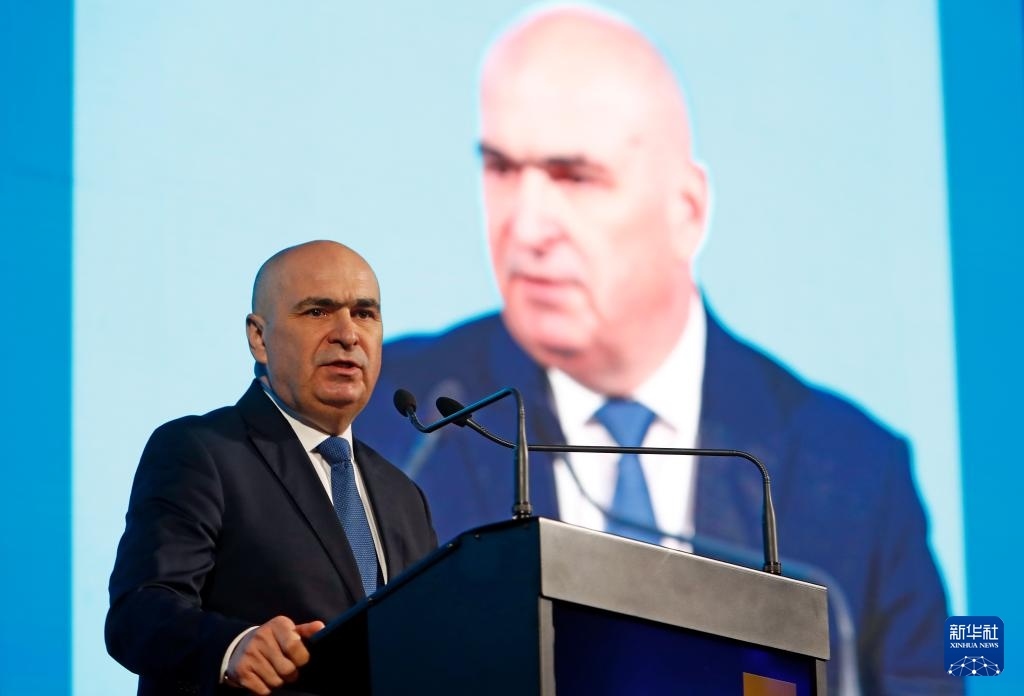 這是1月26日在羅馬尼亞首都布加勒斯特拍攝的伊利耶·博洛讓的資料照片。新華社發(fā)（克里斯泰爾攝）