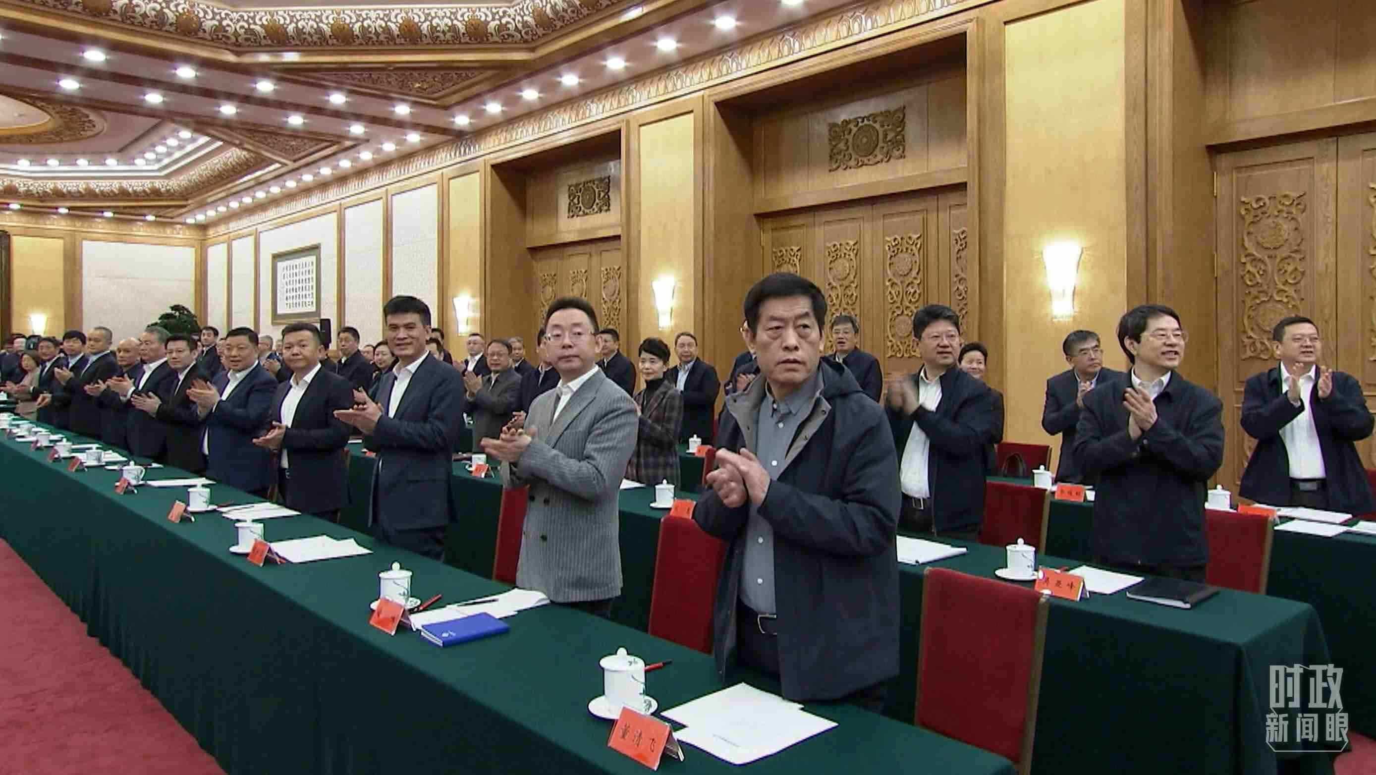 △2月17日，民營(yíng)企業(yè)座談會(huì)現(xiàn)場(chǎng)。