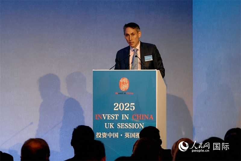 英國商業(yè)貿(mào)易部投資總監(jiān)吳僑文發(fā)表致辭。楊浩鵬攝