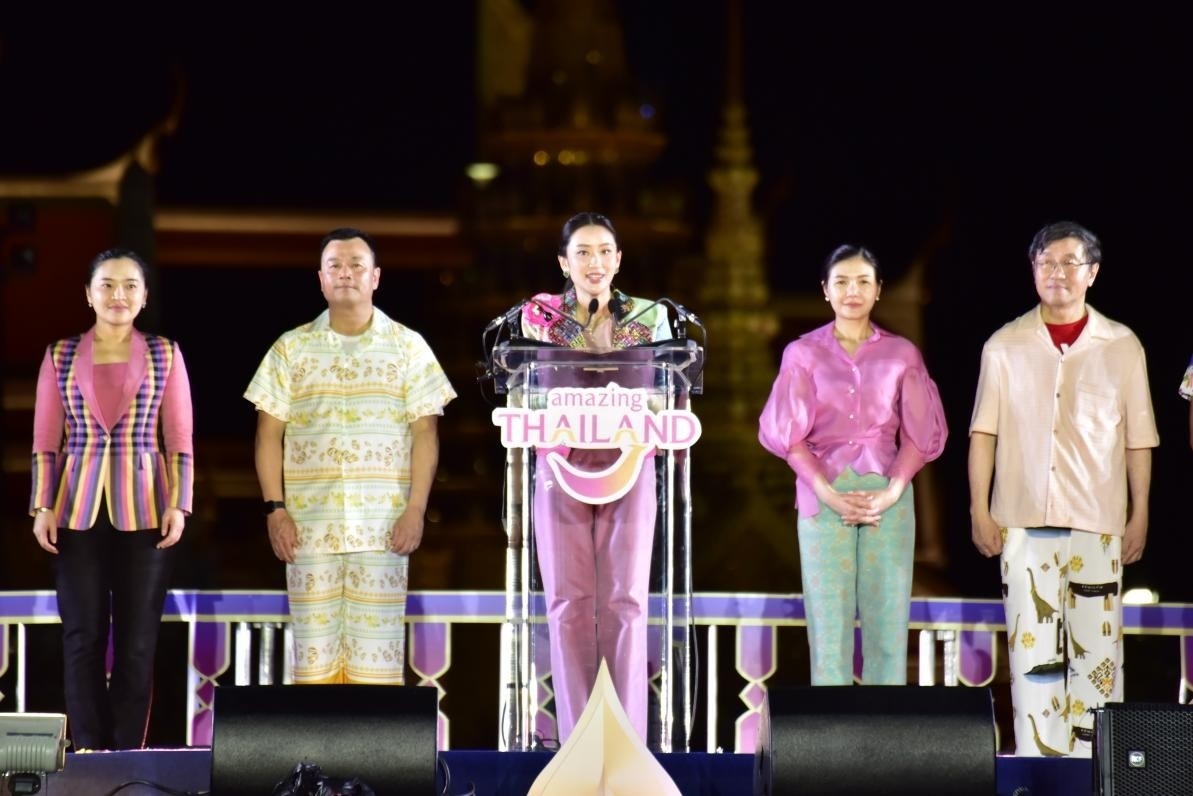 泰國總理佩通坦·欽那瓦宣布泰國潑水節(jié)慶?；顒?dòng)正式啟動(dòng)。泰國國家旅游局供圖